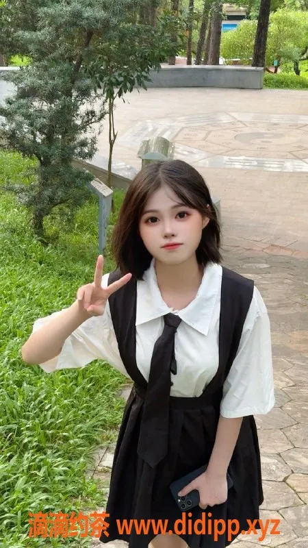 上海楼凤-普陀嫩妹默默，163CM 34B 43KG，800元起