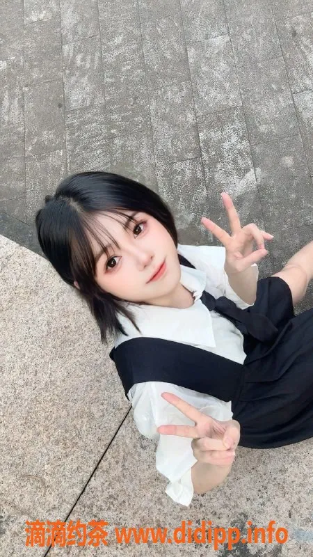 上海楼凤-普陀嫩妹默默，163CM 34B 43KG，800元起