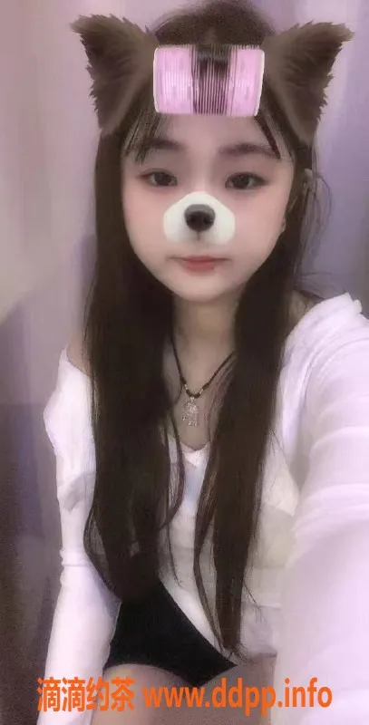 中山楼凤-中山古镇双人服务，19岁清纯艺女