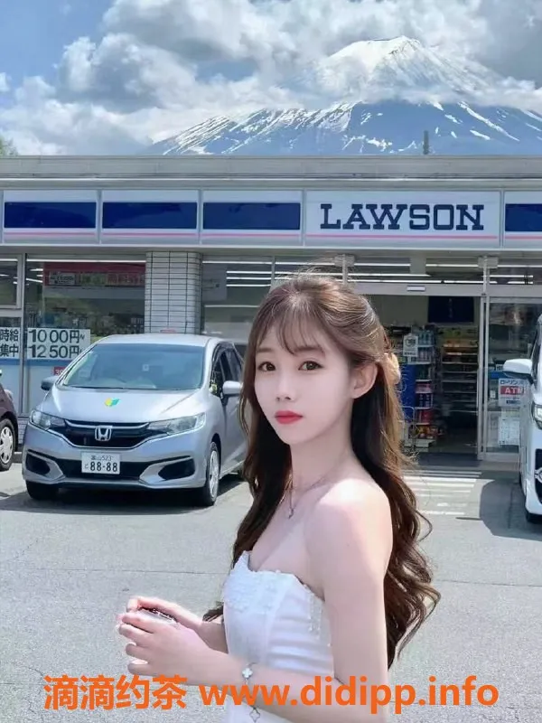 温州楼凤资源信息,温州小点点，裙下风情，矮个子情趣体验