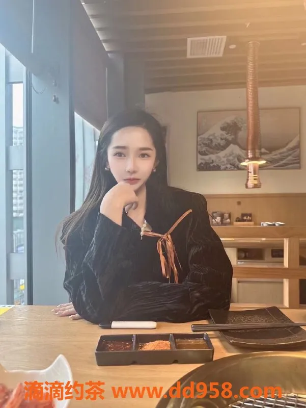 常州楼凤-武进小白兔，165高，98体，600元起服务