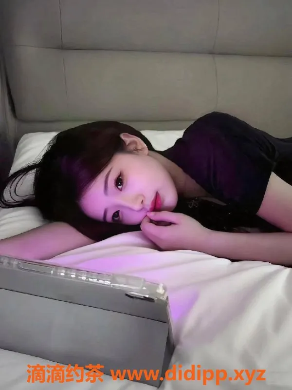 南通楼凤资源信息,崇川区学生笑笑，身高162，体重96