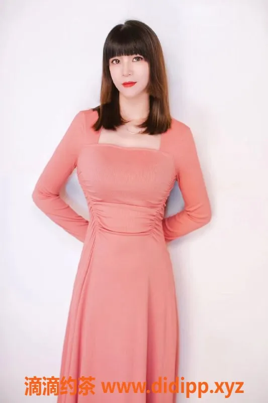 西安楼凤-八月，400/700元少妇楼凤，热情服务体验