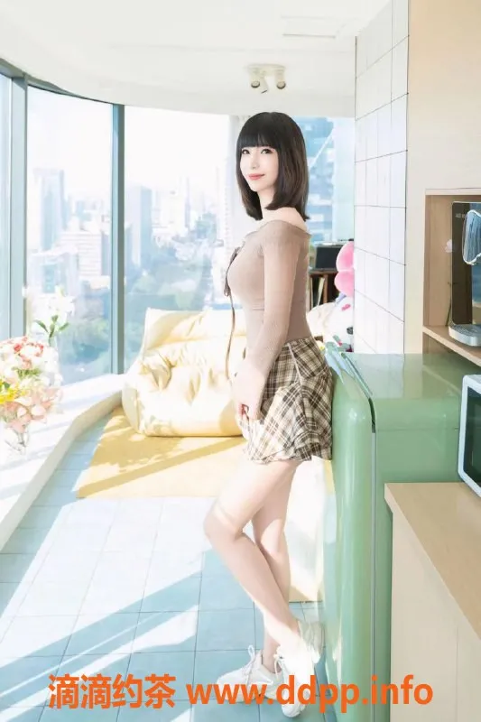 西安楼凤-八月，400/700元少妇楼凤，热情服务体验