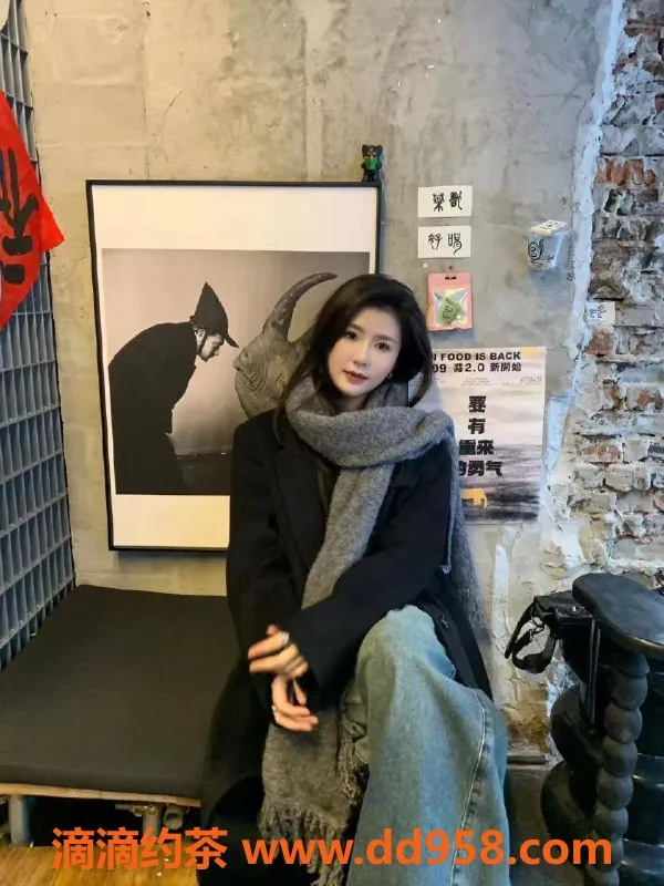 南通楼凤-三亚模特安琪，19岁御姐，身高172，价格P800起