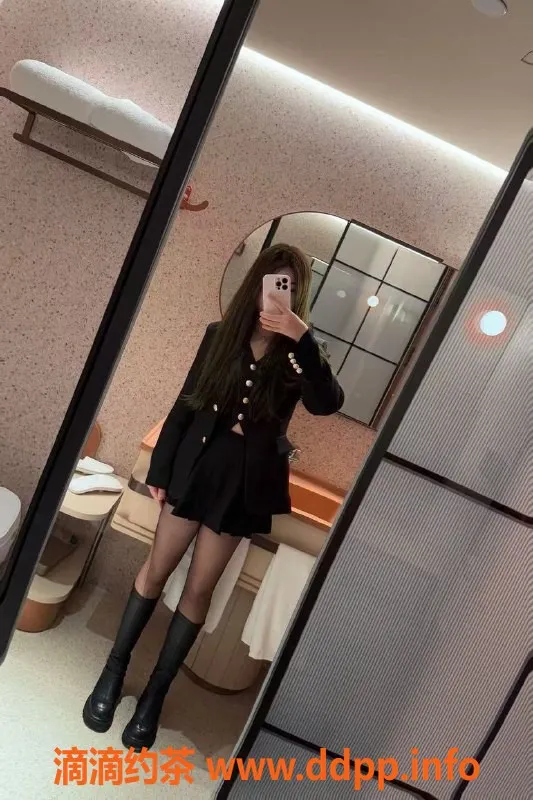 常州楼凤资源信息,新北嫩妹学生兼职，165cm，95斤，浴室陪伴服务