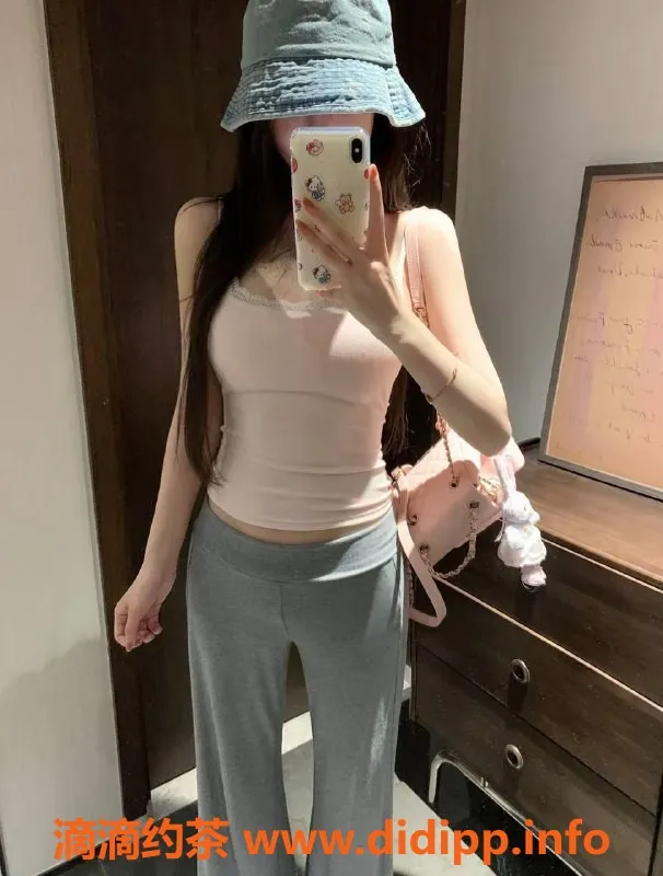 惠州楼凤资源信息,惠阳淡水小学妹，18岁白皮，身高163，60元服务项目