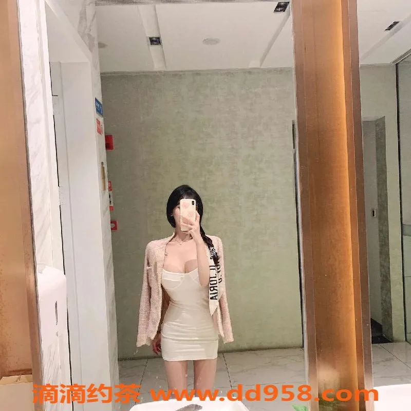 无锡楼凤资源信息,无锡奶瓶，165cm，105斤，E胸，服务超棒！