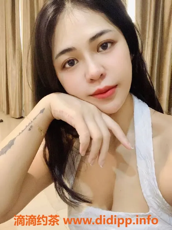 南通楼凤-崇川区泰国妹米娜&吉他的双飞体验