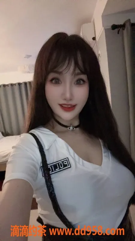 惠州楼凤-惠城渝美人：95年生，36C胸围，魅力四射