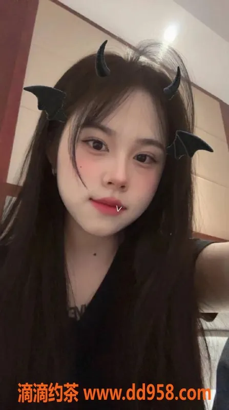 惠州楼凤资源信息,惠州啵啵，19岁娇嫩JK，550享鸳鸯戏水