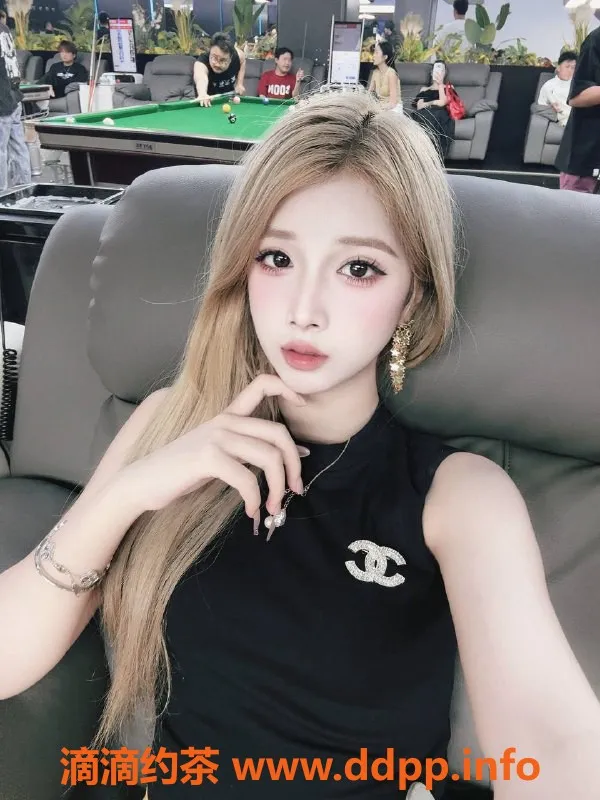 惠州楼凤-江北沫沫，19岁B罩杯，700p起！