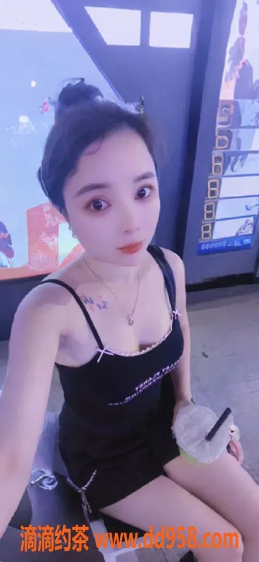 惠州楼凤-河南岸美娜，98年芳龄，36B胸器，600P/40分钟
