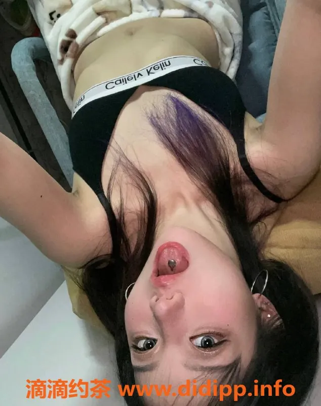 徐州楼凤-徐州栗子，170高90重，诱惑眼神陪浴服务