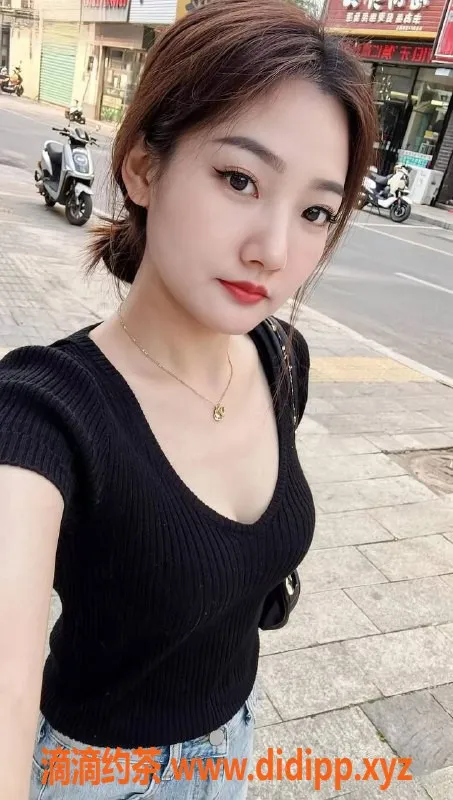 中山楼凤-东升蓉儿，29岁，36D，服务热情