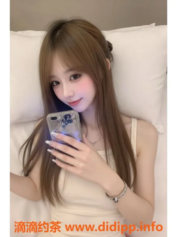 常州楼凤-悠悠 22岁 常州扬子国际大酒店 身高166 价格600P