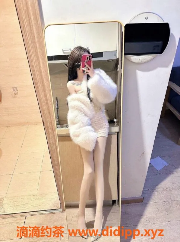 常州楼凤资源信息,常州苏苏，18岁170cm，800P超值体验