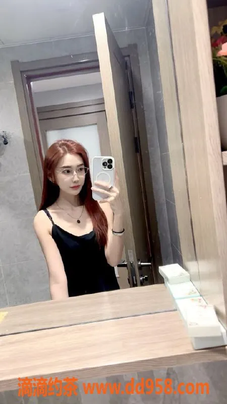 无锡楼凤-无锡葡萄艺名，1000P/1900PP，性感诱惑等你体验！