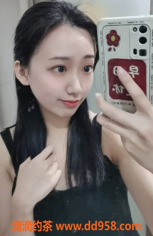 常州楼凤-常州武进区米果，21岁160cm小巧玲珑，胸围B，超值服务