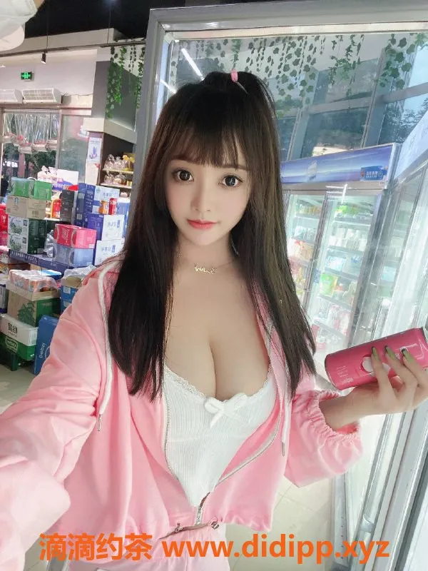 西安楼凤资源信息,高新地区23岁柚子皮，165cm陪浴按摩服务