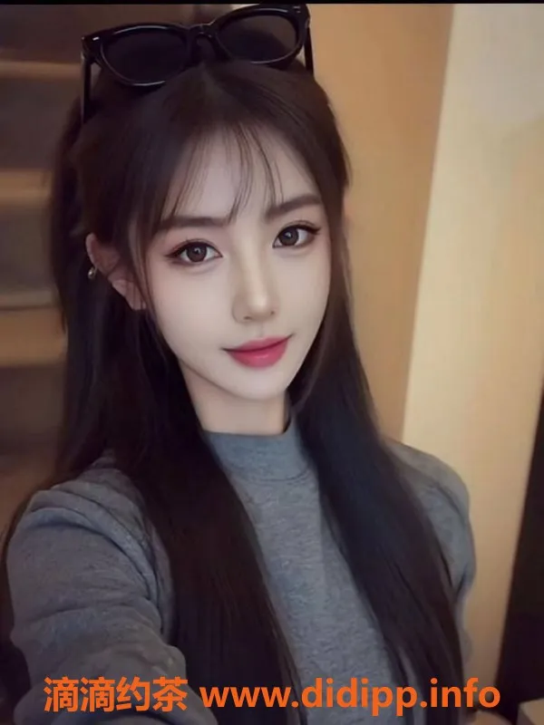 南通楼凤-南通小十 22岁163身高 C罩杯 价格P800 P1600