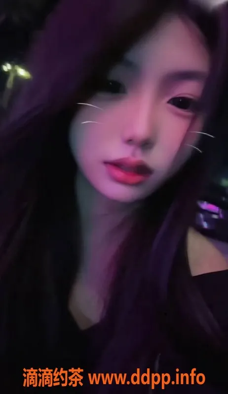 常州楼凤资源信息,常州19岁艺名芸豆，身高163，服务贴心