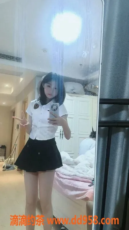 南通楼凤-南通瑶瑶，162高51重，调情洗吹服务