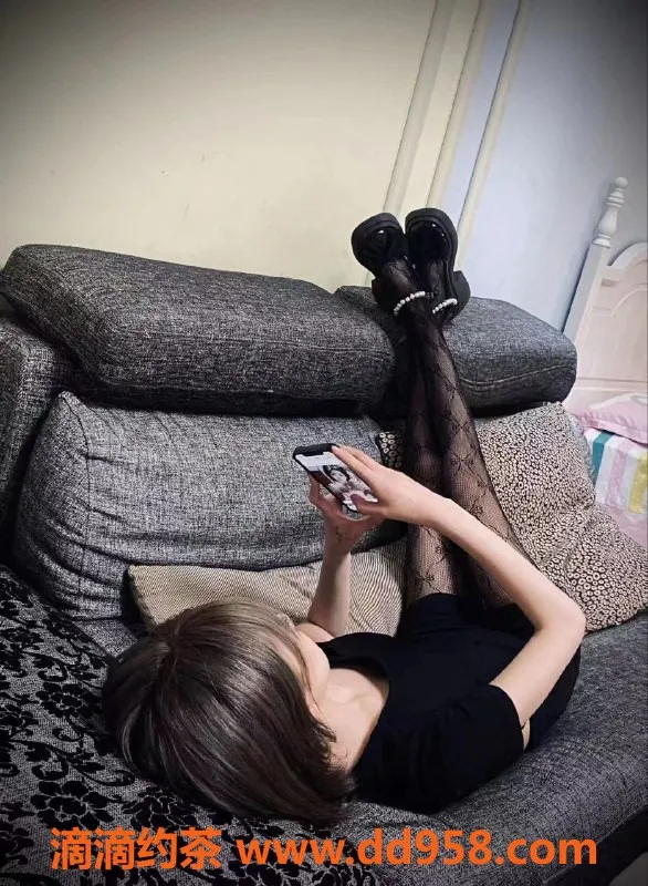 无锡楼凤-梁溪区05萝莉毒龙无套体验