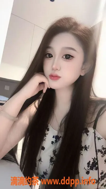 常州楼凤资源信息,武进可可，168cm嫩妹，800浩宇服务等你体验