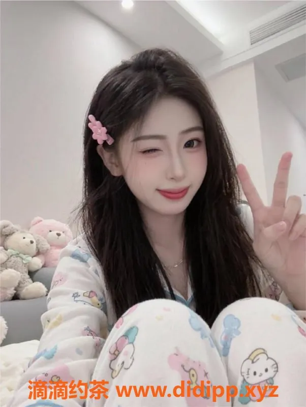 南通楼凤-橙子（19岁）水嫩乖巧，服务细致