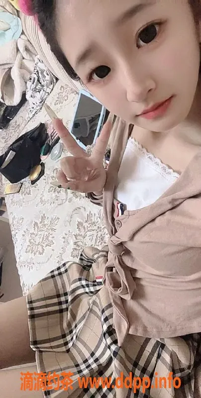 常州楼凤-武进彤彤，164cm白虎嫩妹，800元服务