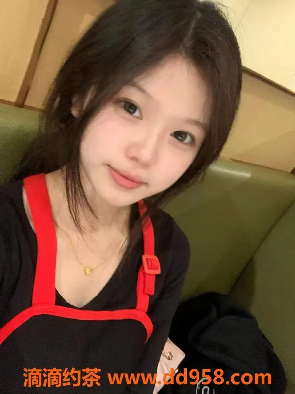 南通楼凤资源信息,南通小荣，165cm 98斤 18岁可爱B，服务只需P800