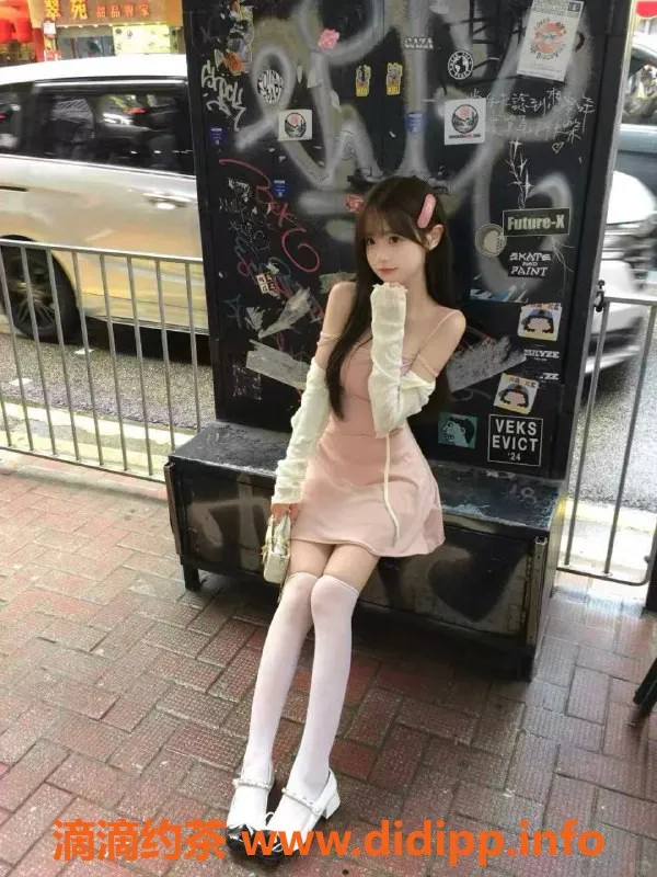 南通楼凤-南通雪儿，167高，极品尤物，服务顶级，P800