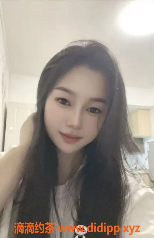 中山楼凤-27岁珊珊，胸围36C，火热服务等你来体验！