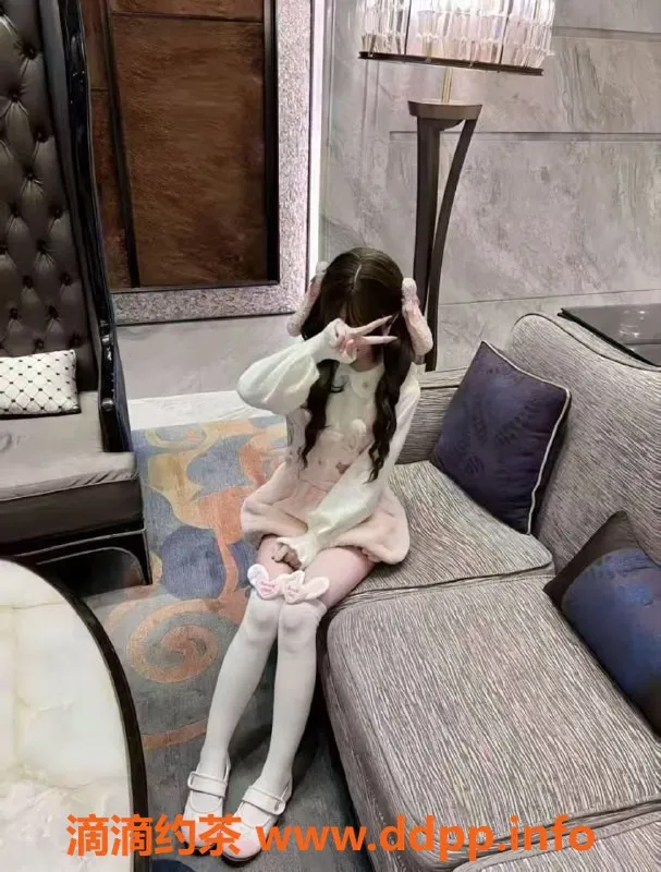 常州楼凤资源信息,常州萝莉，160cm，20岁，课费8起