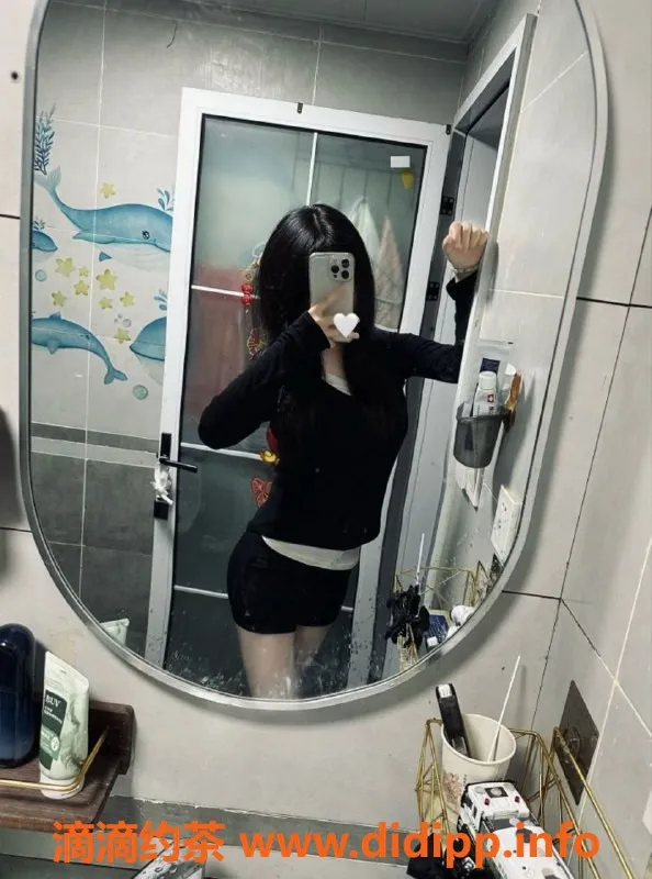 常州楼凤-常州小萌妹，19岁，身高163，超值服务！