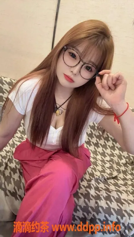 惠州楼凤-惠阳香香19岁，1.63米55KG，550元陪洗服务