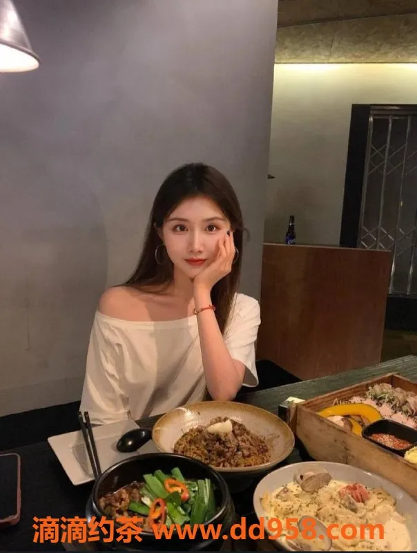 惠州楼凤资源信息,仲恺丽丽，160身高C罩杯，服务4.9分