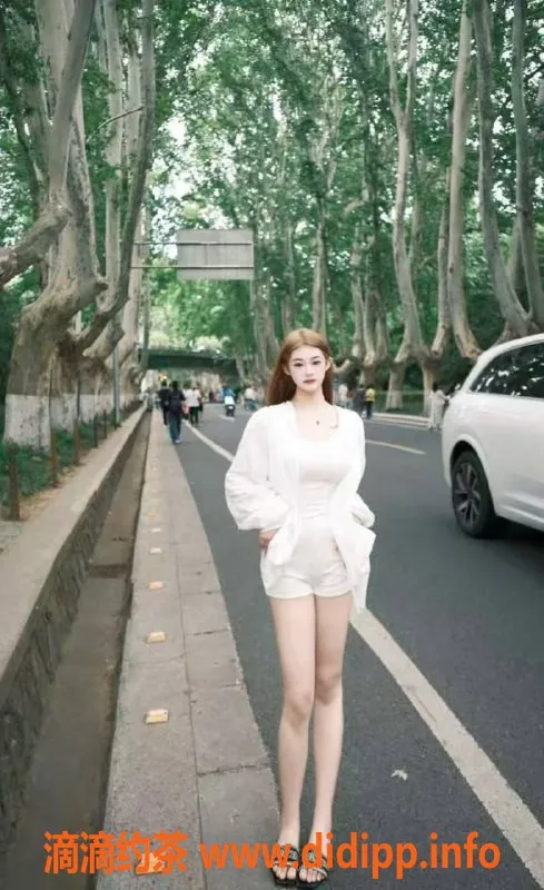 南通楼凤-微胖小婧，163高，100体，轻松陪伴