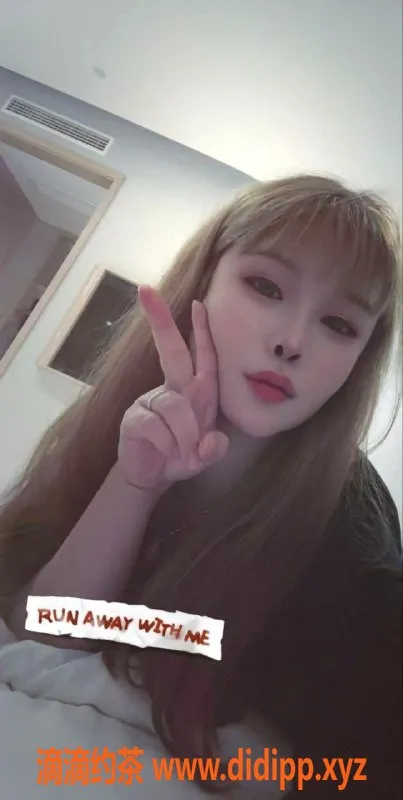 常州楼凤-常州草莓，19岁165cm，90胖B，全新体验即刻来！