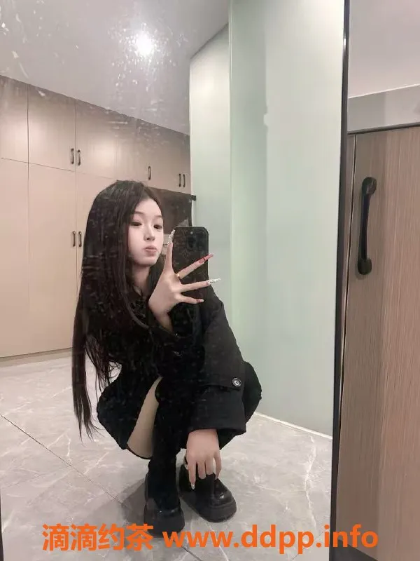 常州楼凤-武进嫩妹小玖，160cm C罩杯，1000元起