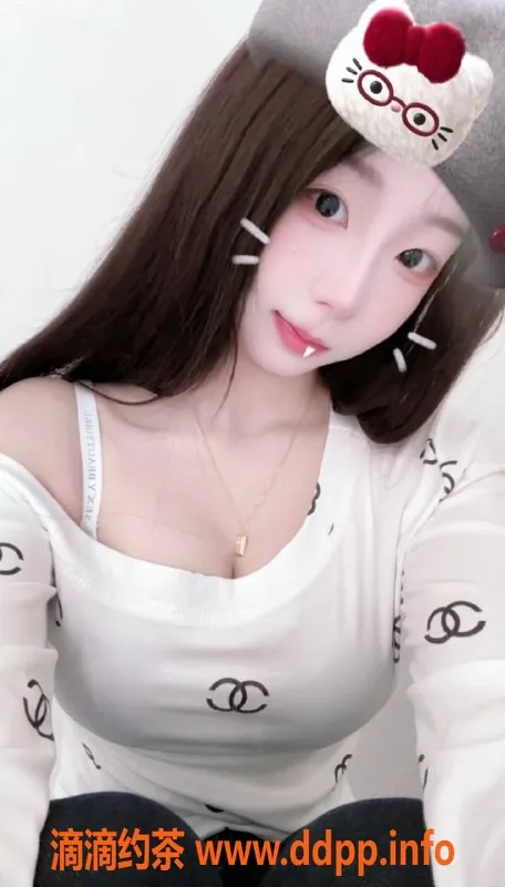 无锡楼凤资源信息,高颜值小玉佩，梁溪区陪浴服务，140斤，1300元起