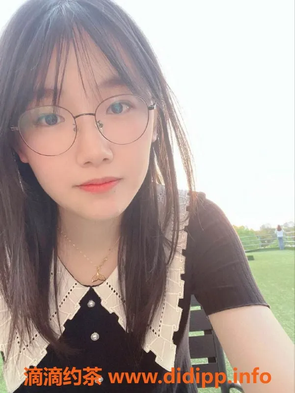 常州楼凤-新北兼职学姐，165身高95体重，600元起