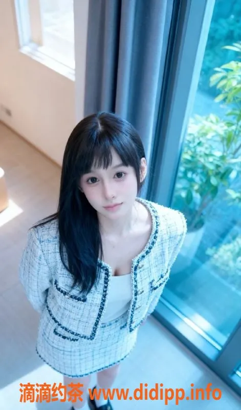 常州楼凤-常州学妹，21岁，身高169，容貌出众