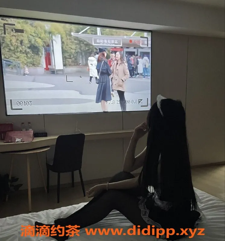 常州楼凤资源信息,常州柚柚，20岁163高挑清纯身材，8起