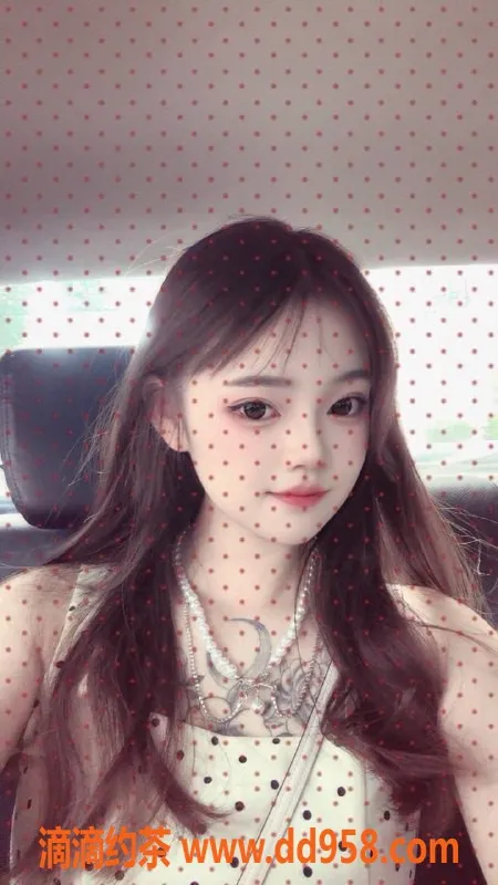 温州楼凤资源信息,温州小雪，166cm46kg，诱惑34C随你享