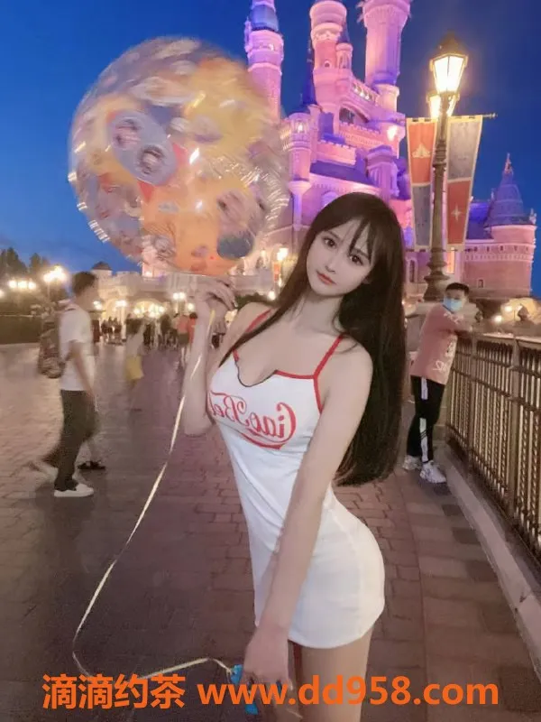 温州楼凤-温州小羊：166cm 49kg 36D嫩妹提供多元服务