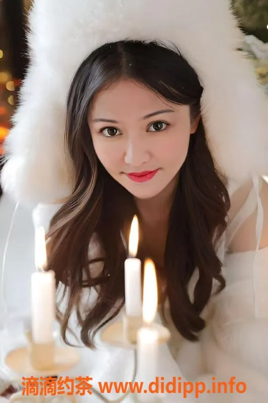 中山楼凤-东凤小情：28岁 36C 胸器 400p 服务