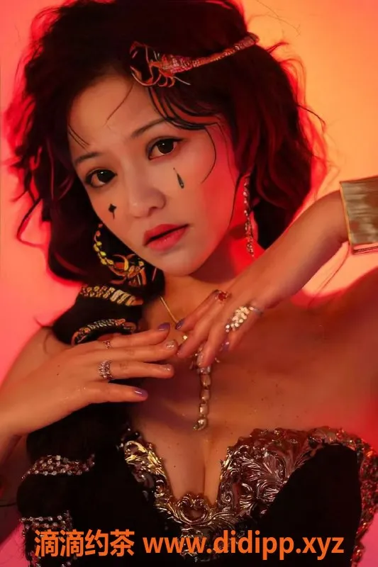 中山楼凤资源信息,东凤小情：28岁 36C 胸器 400p 服务