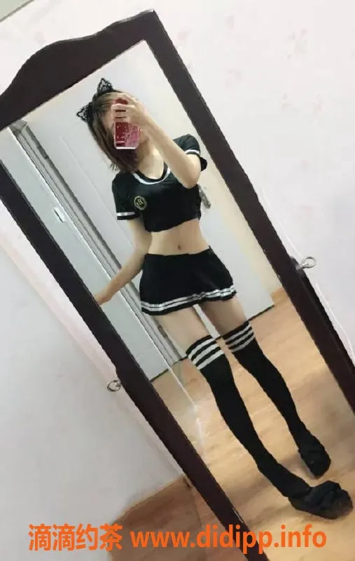 南通楼凤-崇川区嫩妹琪琪，专业鸳鸯浴服务，6p起